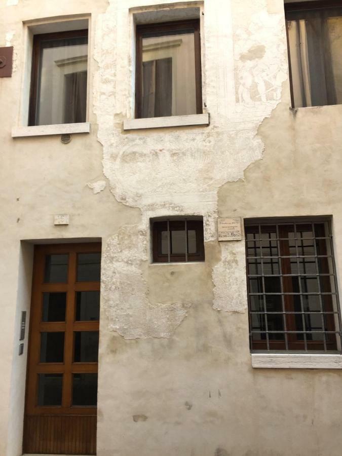 Apartamento Palazzo Bianchetti Treviso Exterior foto